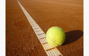 pratique du tennis au sein des gymnases de Blangy et Pont L'Evêque